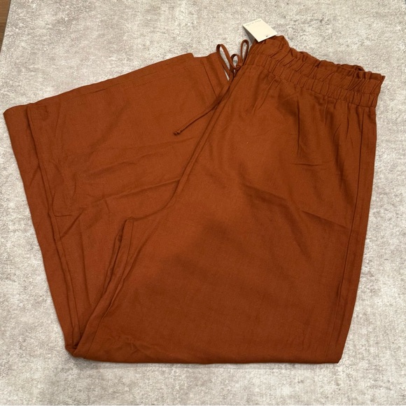 Women's Wide Leg Pants in Rust - Picture 4 of 8